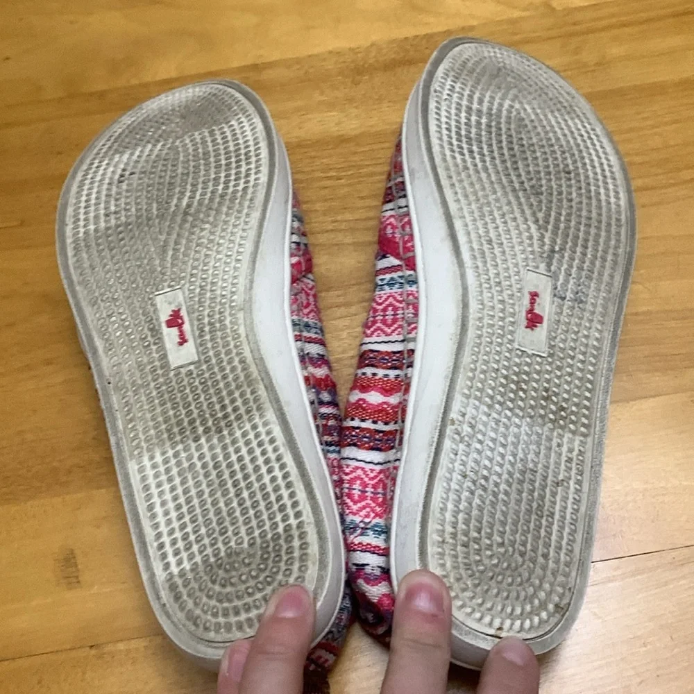 Sanuk Brook TX size 9 pink multi patterned fabric boho slip on shoe GUC